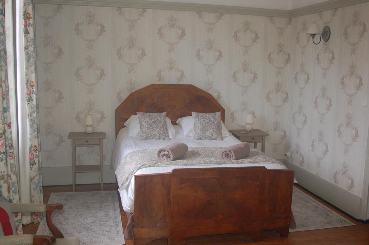Le Logis Des Quatre Puits Bed and Breakfast Neuvicq-Montguyon Eksteriør billede
